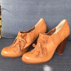 Seychelles whiskey leather tassel booties 10